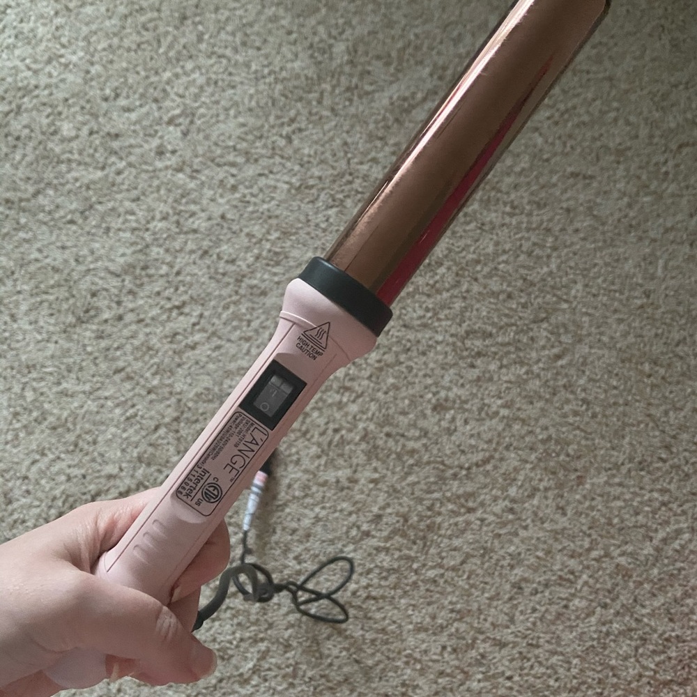 Lange curling wand blush